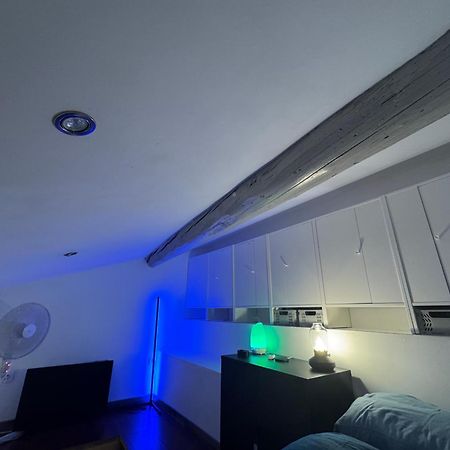 Tres Beau Studio 9Eme Marseille Exterior photo