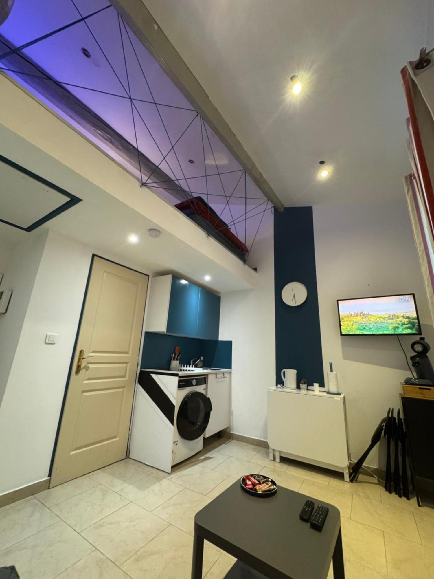 Tres Beau Studio 9Eme Marseille Exterior photo